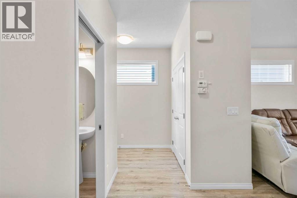 50 Legacy Glen Common Se, Calgary, AB - Indoor