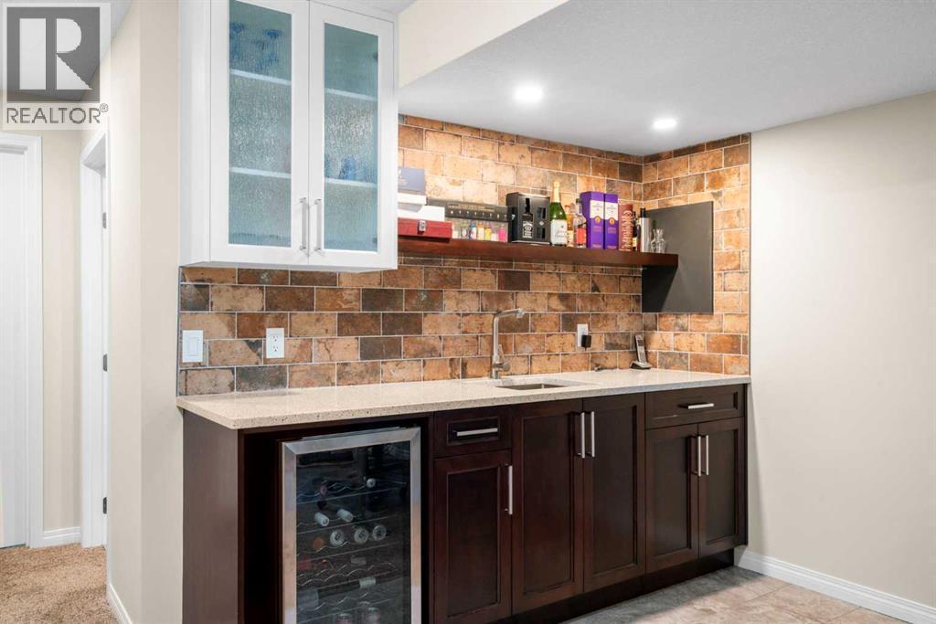 50 Legacy Glen Common Se, Calgary, AB - Indoor Photo Showing Other Room