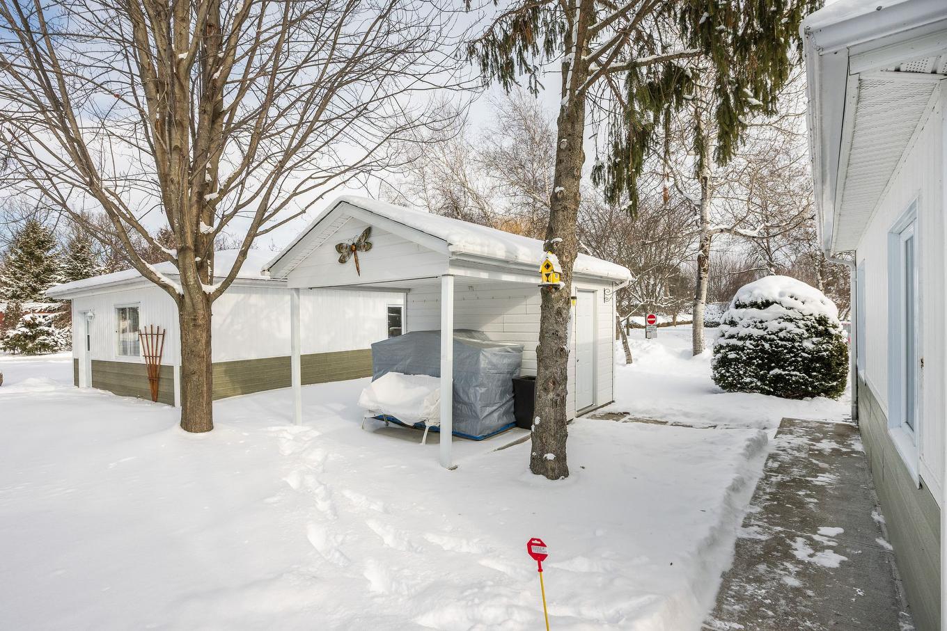 Extérieur - 2 Rue Des Pinsons, Venise-En-Québec, QC - Outdoor