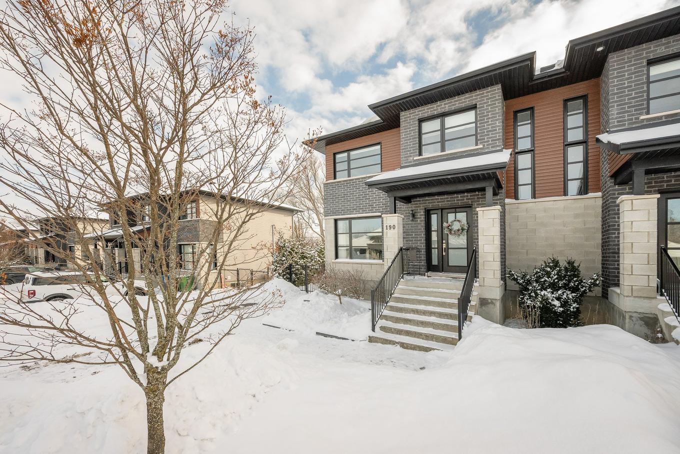 Frontage - 190 Rue Joseph-Doyon, Saint-Jean-Sur-Richelieu, QC - Outdoor With Facade