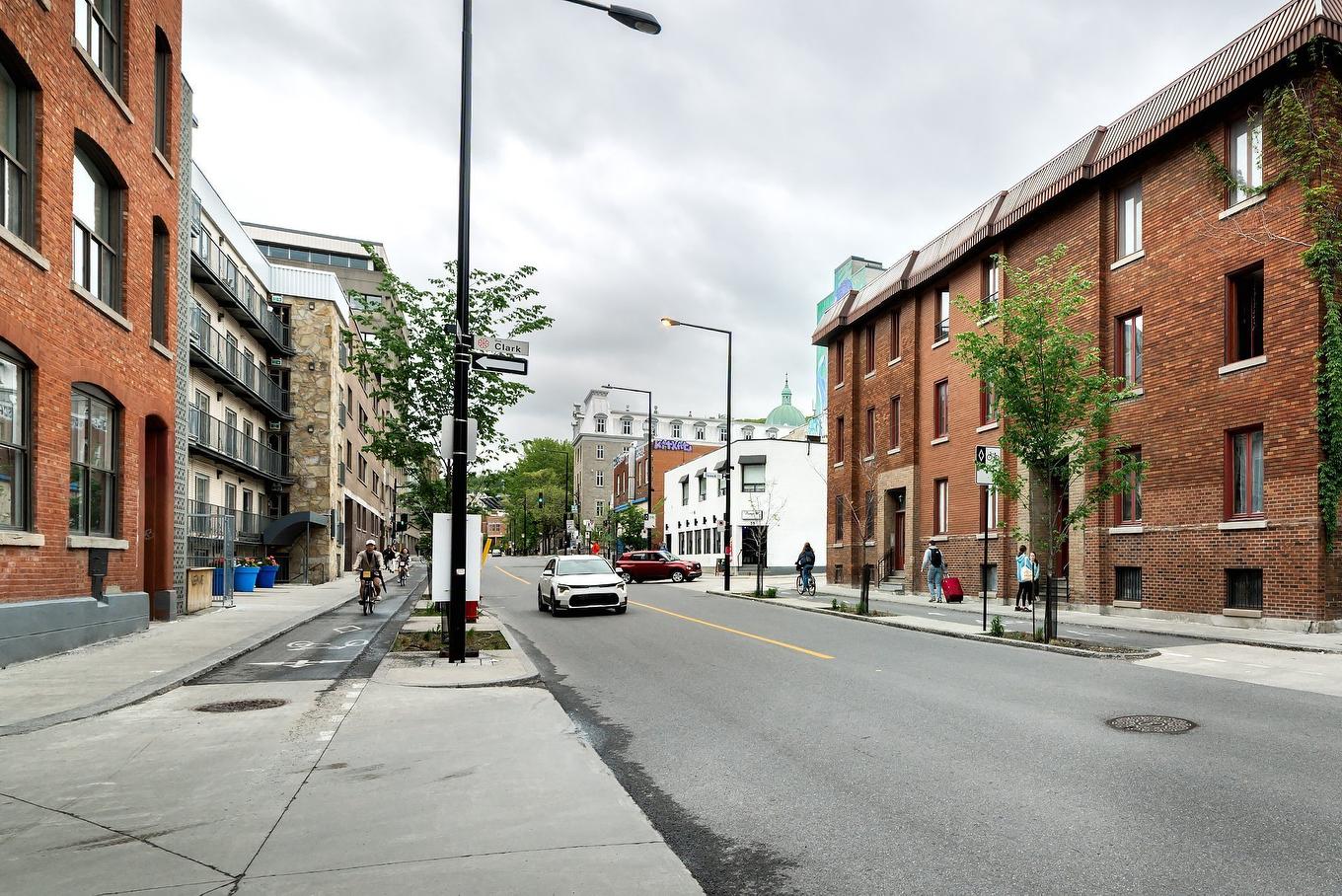 Exterior - 303-47 Av. Des Pins O., Montréal (Le Plateau-Mont-Royal), QC - Outdoor