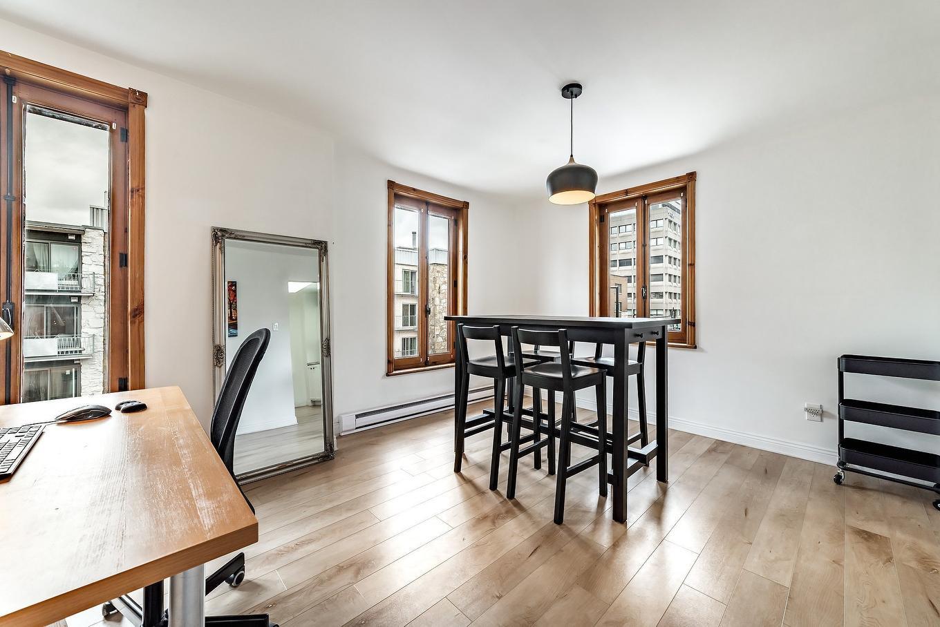 Dining room - 303-47 Av. Des Pins O., Montréal (Le Plateau-Mont-Royal), QC - Indoor Photo Showing Dining Room