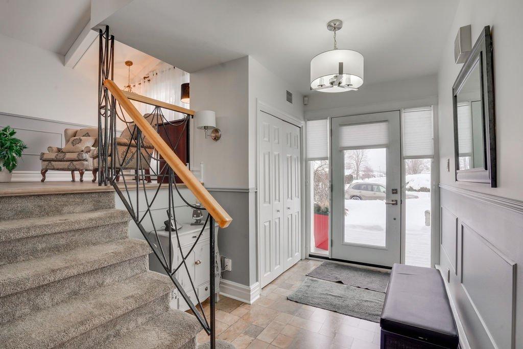 Hall d'entrée/Vestibule - 26 Rue De L'Abbé-Desautels, Gatineau (Gatineau), QC - Indoor Photo Showing Other Room