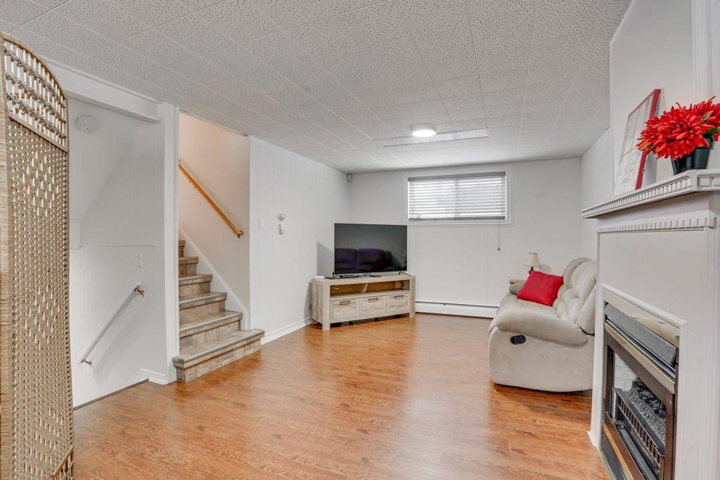 Salle familiale - 26 Rue De L'Abbé-Desautels, Gatineau (Gatineau), QC - Indoor Photo Showing Other Room