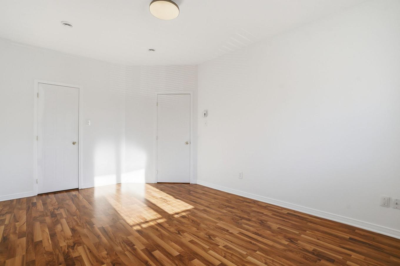 Primary bedroom - 4-64 Rue Du Zénith, Gatineau (Hull), QC - Indoor Photo Showing Other Room
