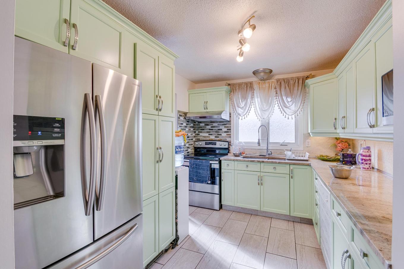 Cuisine - 60 Rue De La Nouvelle-France, Gatineau (Gatineau), QC - Indoor Photo Showing Kitchen