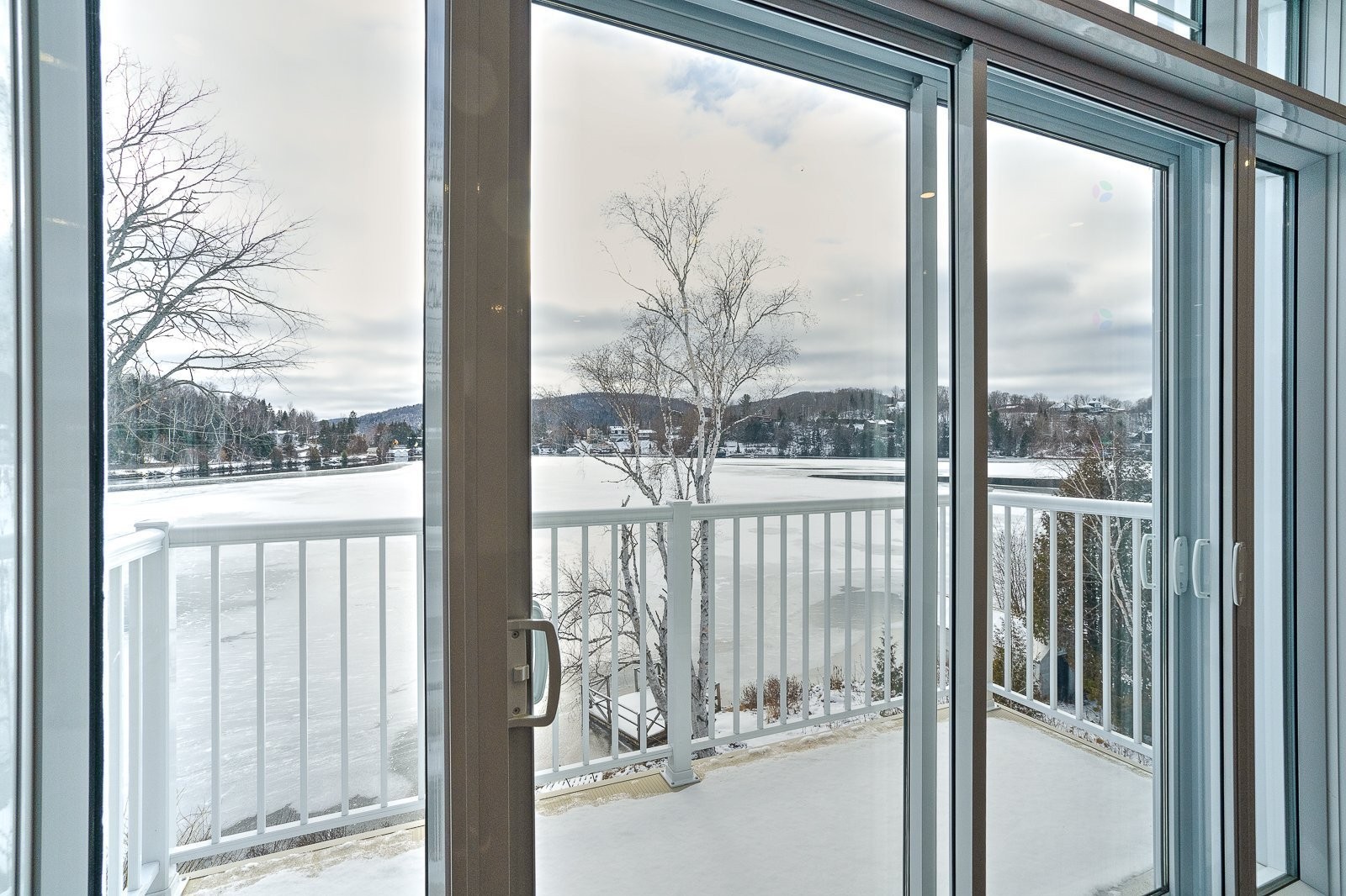 Balcon - 11-20 Rue Larocque O., Sainte-Agathe-Des-Monts, QC - Photo Showing Other Room
