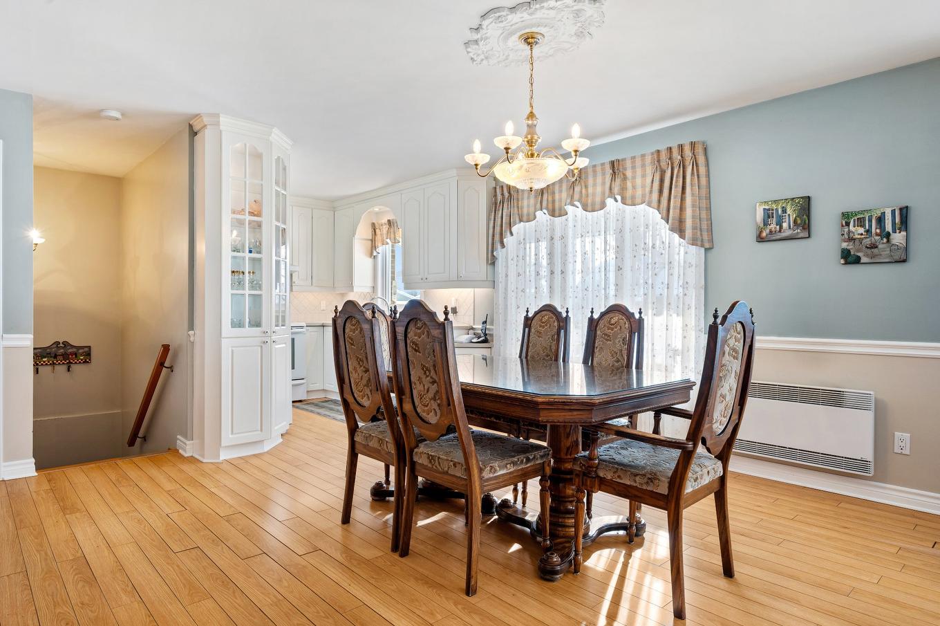 Salle à manger - 450 Av. Denonville, Saint-Hyacinthe, QC - Indoor Photo Showing Dining Room