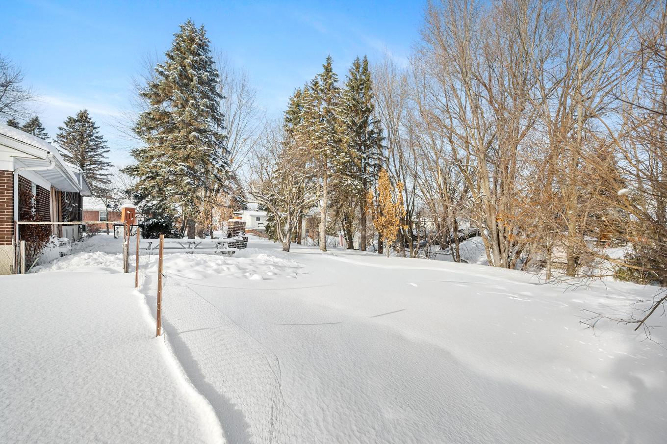 Vue d'ensemble - 450 Av. Denonville, Saint-Hyacinthe, QC - Outdoor