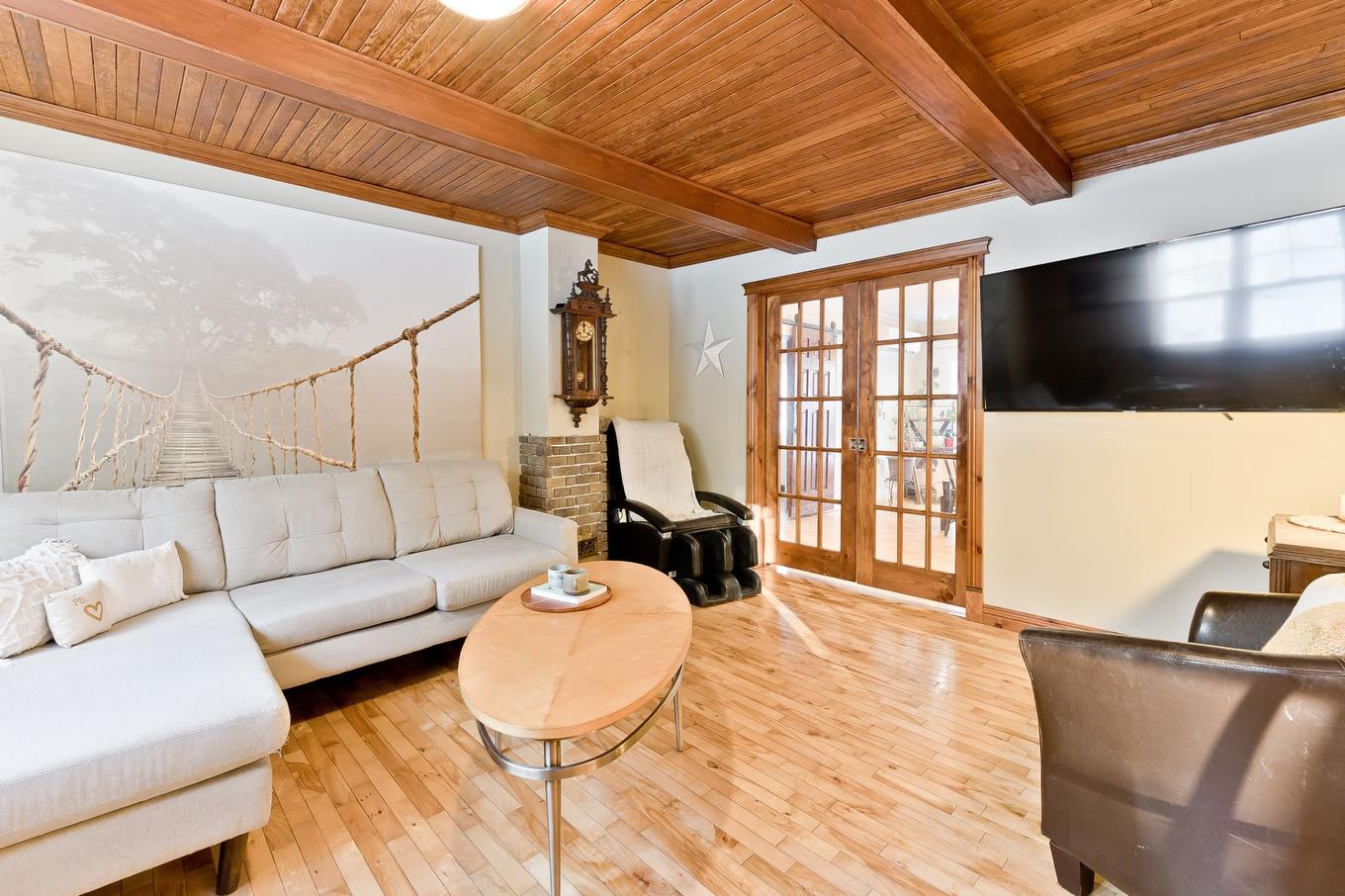 Salon - 54 Rue Downs, Sherbrooke (Lennoxville), QC - Indoor Photo Showing Living Room