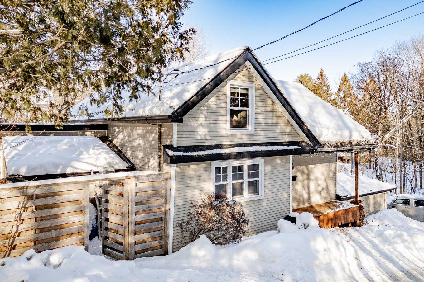 Façade - 54 Rue Downs, Sherbrooke (Lennoxville), QC - Outdoor