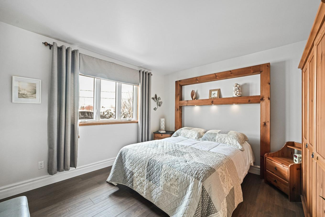 Chambre à coucher - 271 Rue Savard, Saint-Jean-Sur-Richelieu, QC - Indoor Photo Showing Bedroom