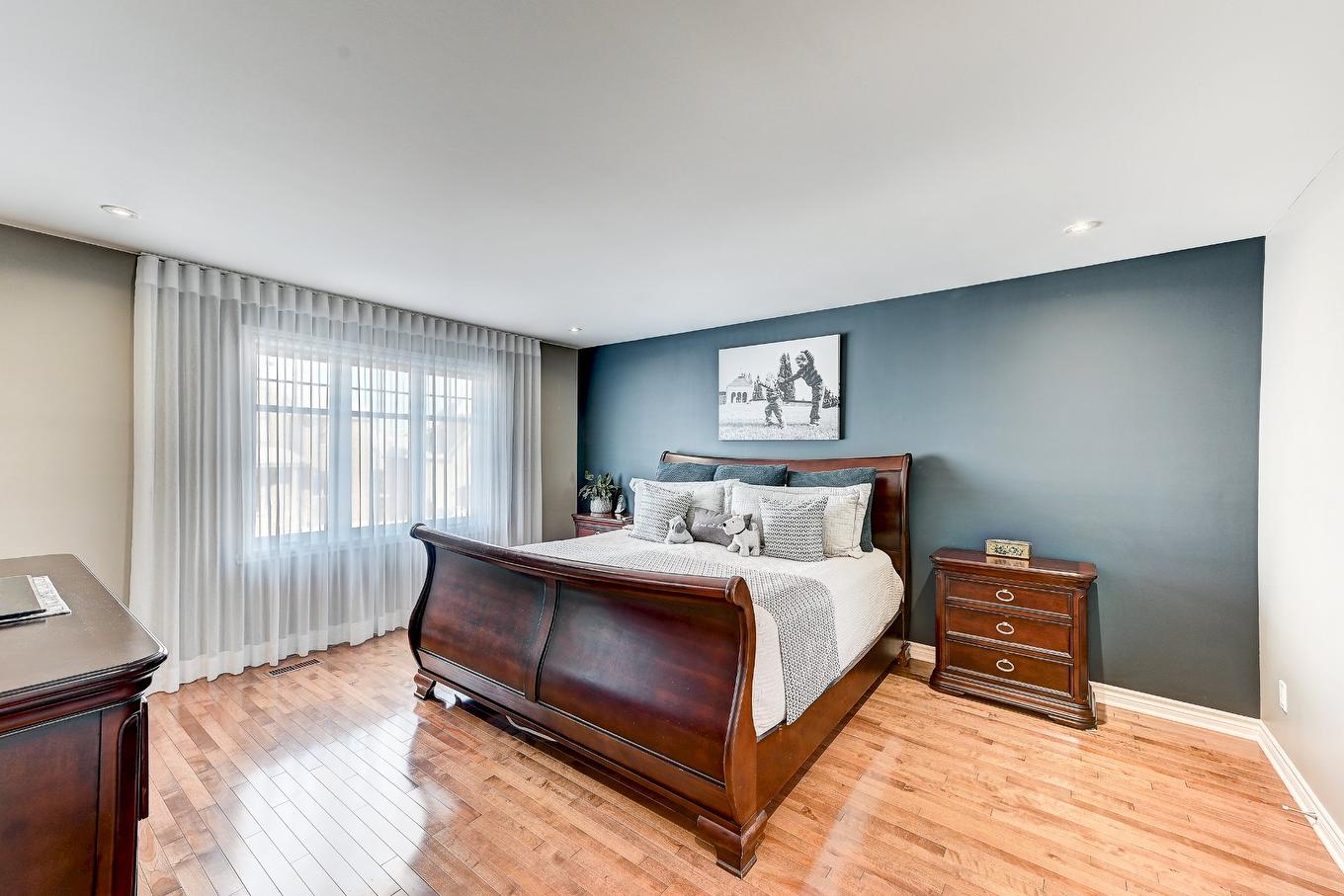 Primary bedroom - 1573 Rue Michel-Levasseur, Chambly, QC - Indoor Photo Showing Bedroom
