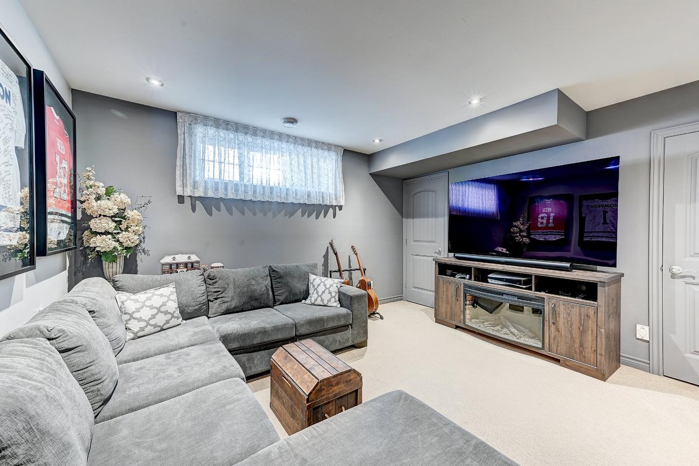 Family room - 1573 Rue Michel-Levasseur, Chambly, QC - Indoor Photo Showing Living Room