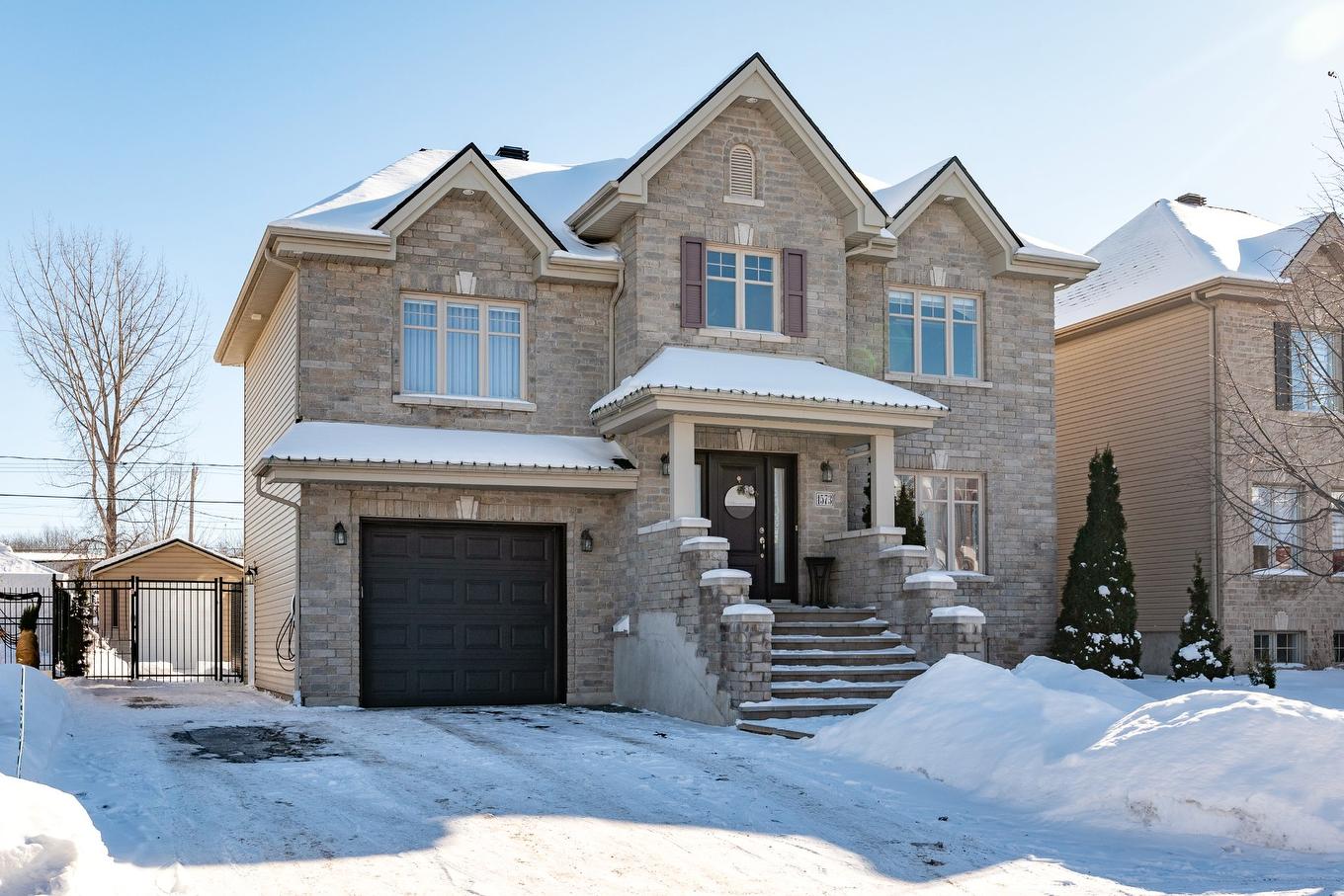 Frontage - 1573 Rue Michel-Levasseur, Chambly, QC - Outdoor With Facade