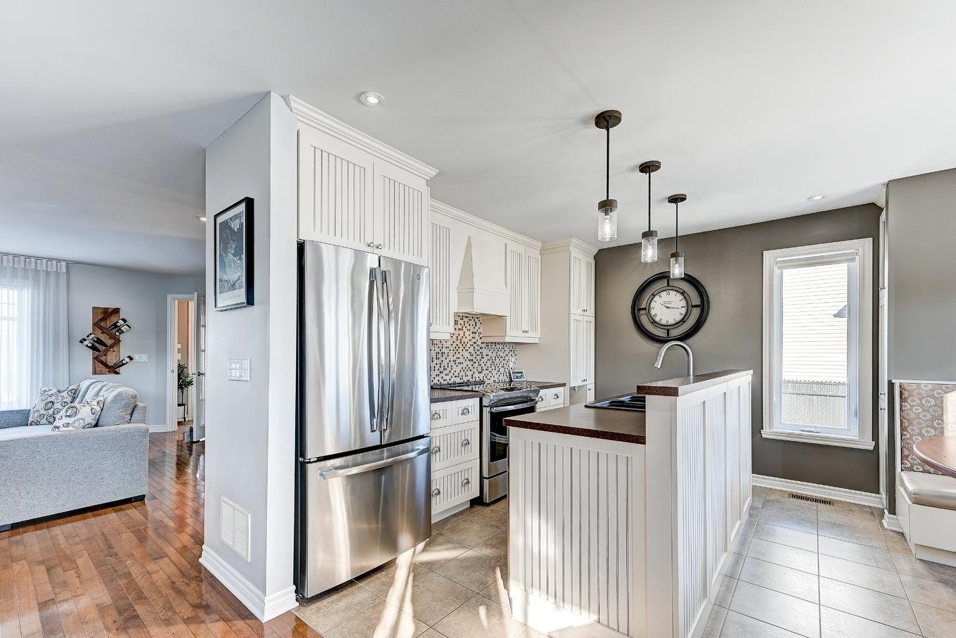 Kitchen - 1573 Rue Michel-Levasseur, Chambly, QC - Indoor Photo Showing Kitchen
