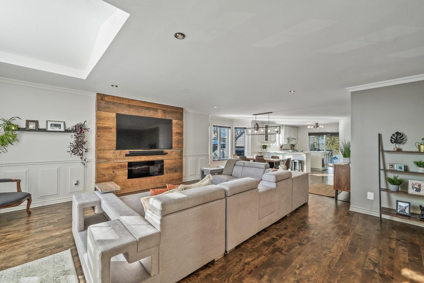 Vue d'ensemble - 78 Rue Phaneuf, Saint-Jean-Sur-Richelieu, QC - Indoor Photo Showing Living Room