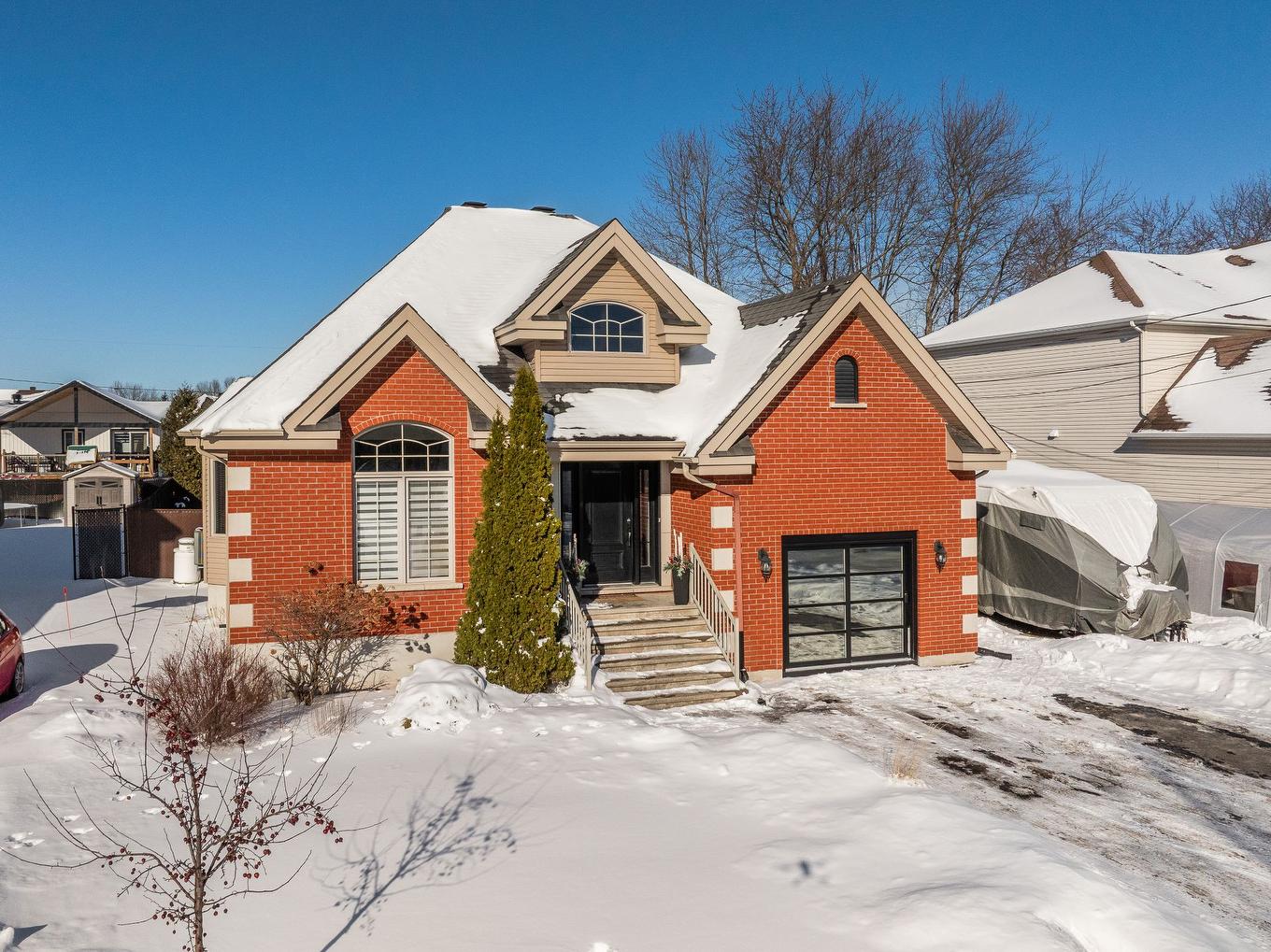 Façade - 78 Rue Phaneuf, Saint-Jean-Sur-Richelieu, QC - Outdoor With Facade