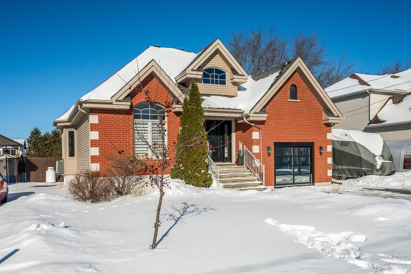Façade - 78 Rue Phaneuf, Saint-Jean-Sur-Richelieu, QC - Outdoor With Facade