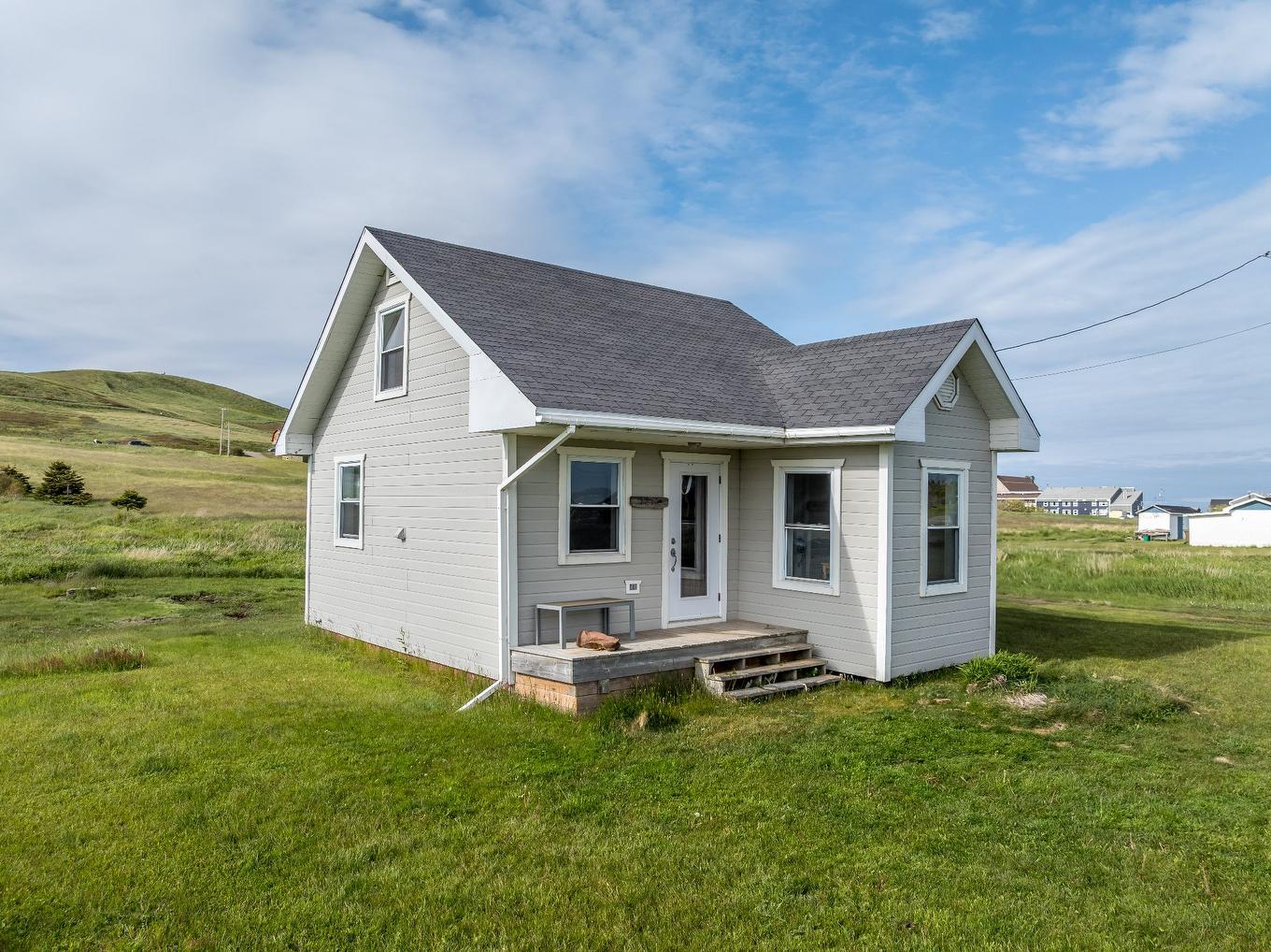 Frontage - 723 Route 199, Les Îles-De-La-Madeleine, QC - Outdoor