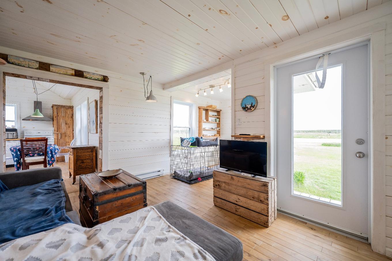 Living room - 723 Route 199, Les Îles-De-La-Madeleine, QC - Indoor