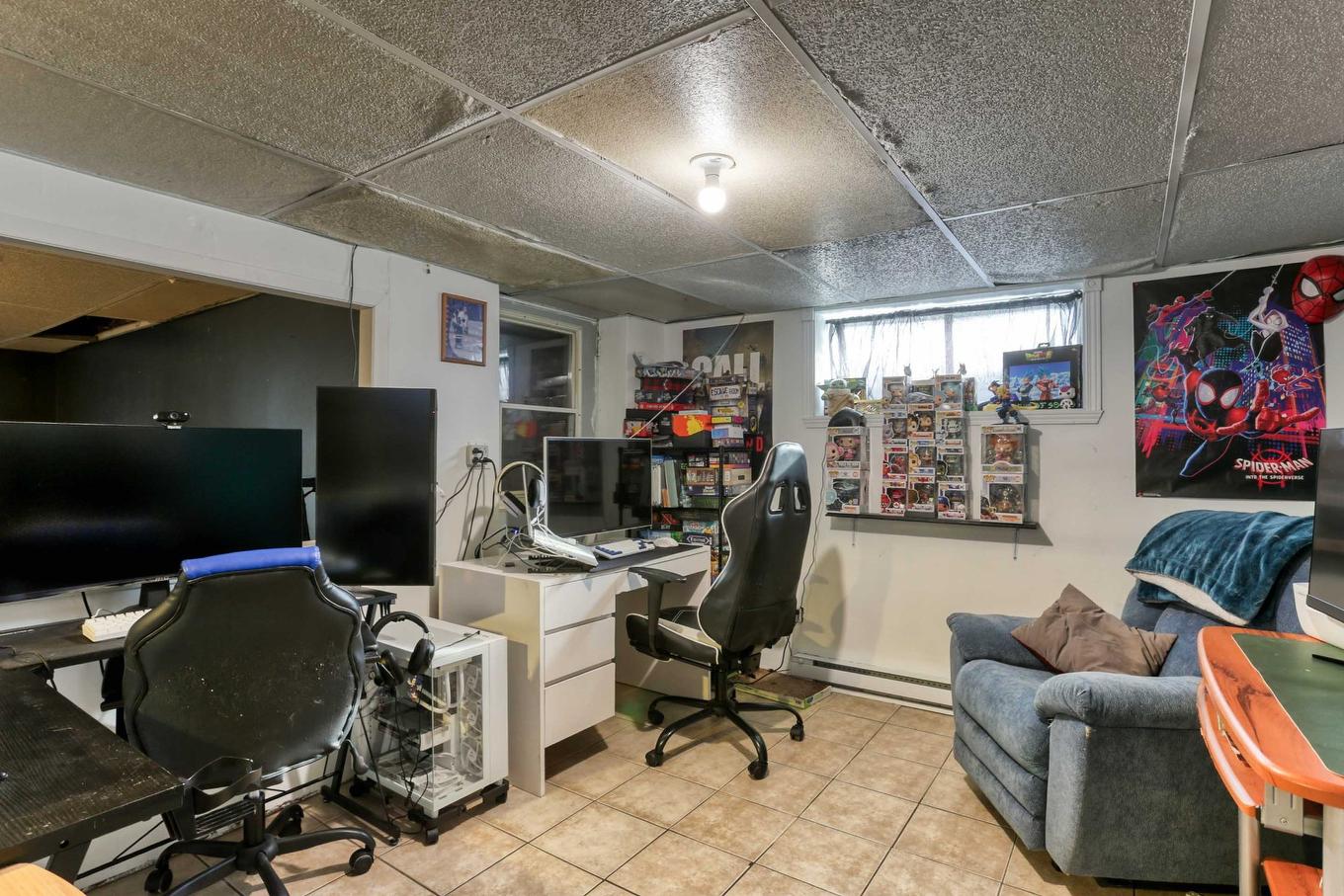 Bureau - 995 Boul. De Shawinigan-Sud, Shawinigan, QC - Indoor