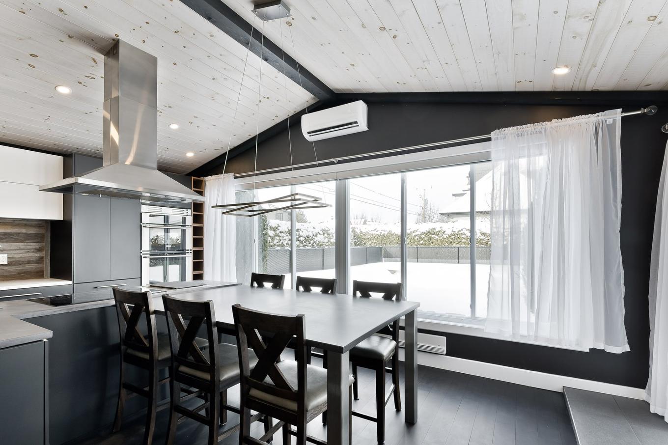 Dining room - 170 Rue Jean, Saint-Jean-Sur-Richelieu, QC - Indoor Photo Showing Dining Room