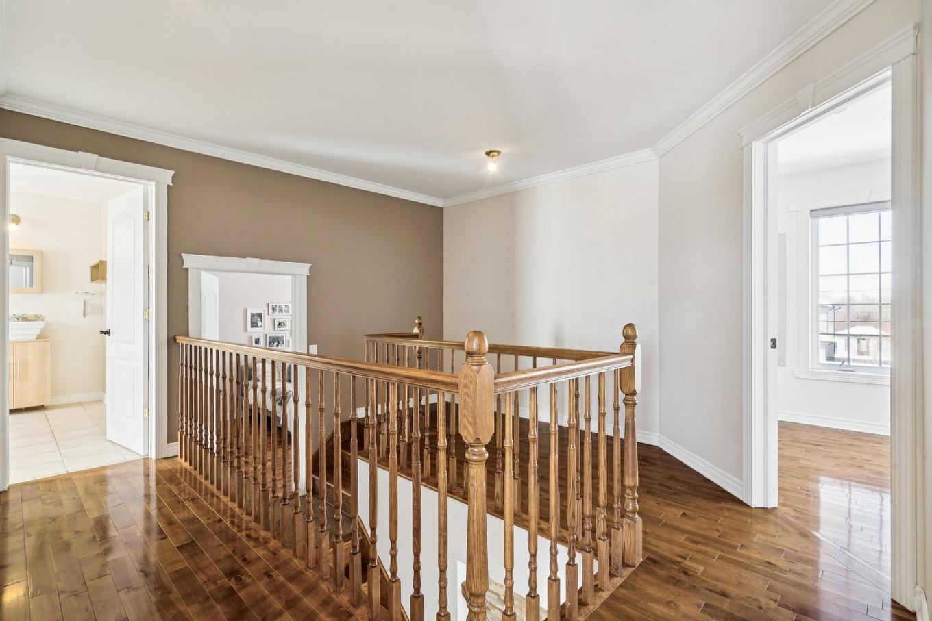 Corridor - 2315 Boul. Mountainview, Longueuil (Saint-Hubert), QC - Indoor Photo Showing Other Room