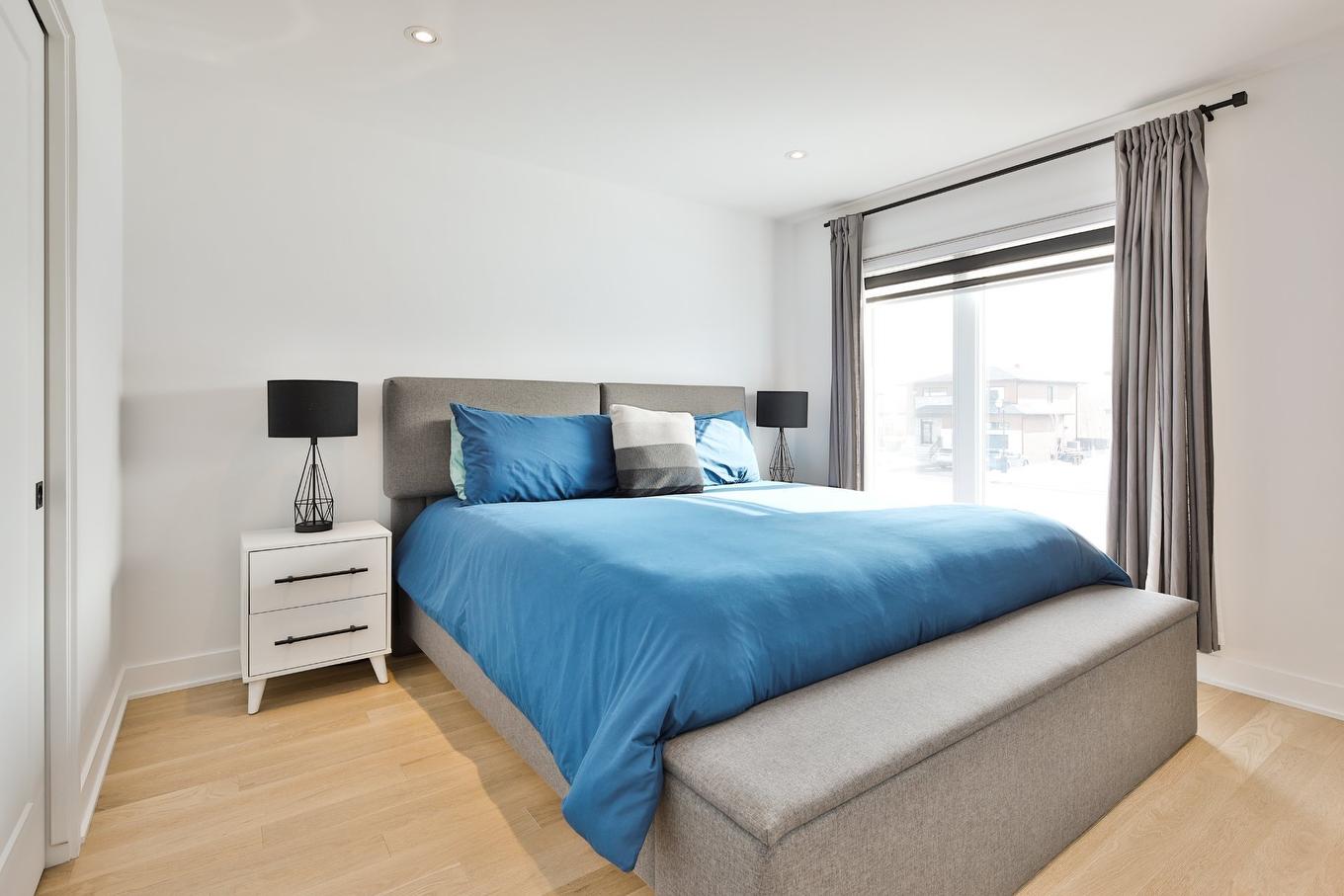 Chambre à coucher principale - 628 Rue Théodore-Béchard, Saint-Jean-Sur-Richelieu, QC - Indoor Photo Showing Bedroom