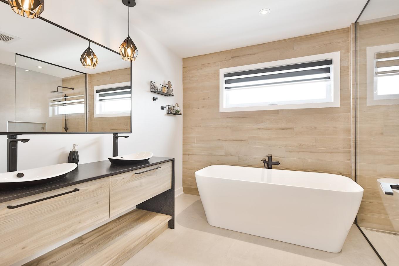 Salle de bains - 628 Rue Théodore-Béchard, Saint-Jean-Sur-Richelieu, QC - Indoor Photo Showing Bathroom