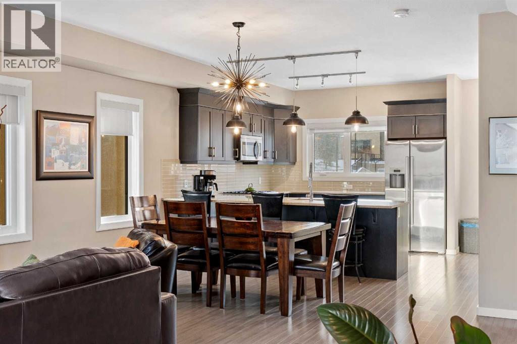 403 Valley Ridge Manor Nw, Calgary, AB