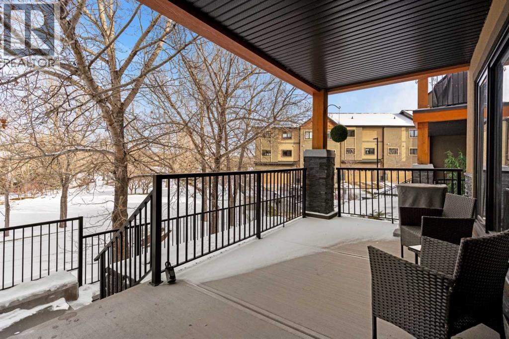 403 Valley Ridge Manor Nw, Calgary, AB