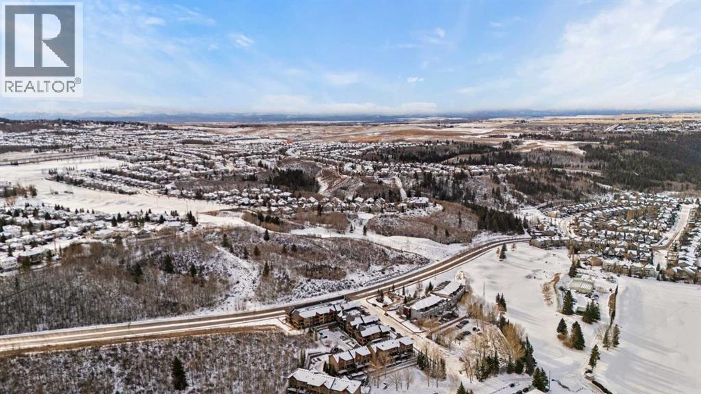 403 Valley Ridge Manor Nw, Calgary, AB