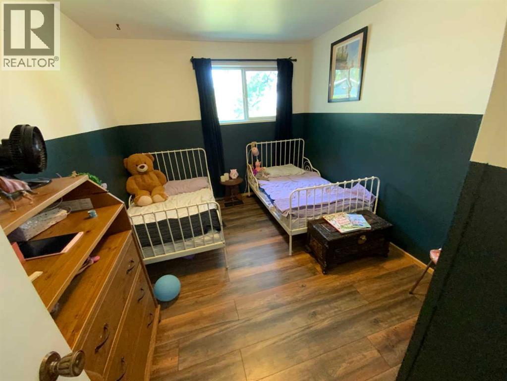 23 Mobile Drive Ne, Three Hills, AB