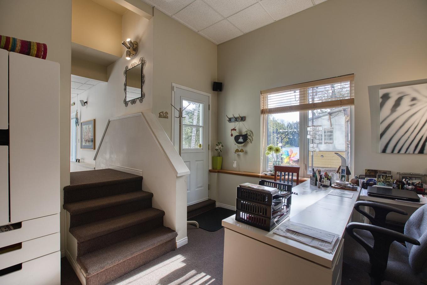 Bureau - 39 Rue Tracy, Saint-Hippolyte, QC - Indoor Photo Showing Other Room