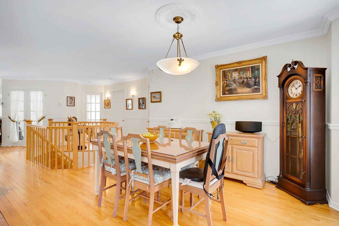 Salle à manger - 80 Av. De La Vallée, Saint-Sauveur, QC - Indoor Photo Showing Dining Room