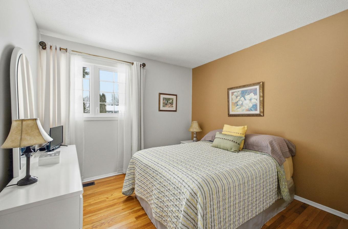Primary bedroom - 5 Rue Aline, Gatineau (Gatineau), QC - Indoor Photo Showing Bedroom