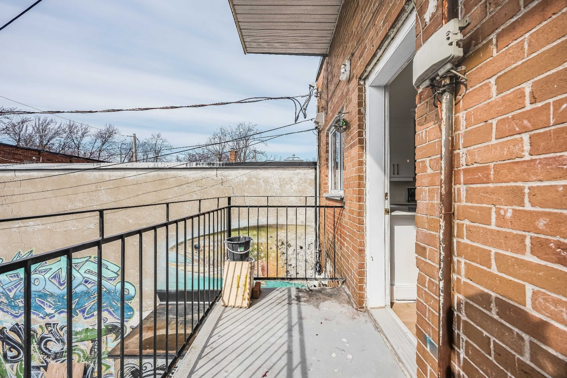 Balcon - 8745 Rue Hochelaga, Montréal (Mercier/Hochelaga-Maisonneuve), QC - Outdoor