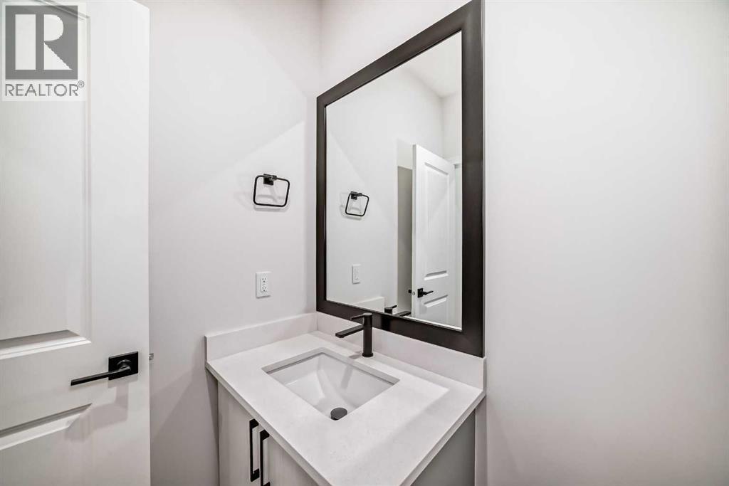 19 Lavelle Close, Red Deer, AB - Indoor Photo Showing Bathroom