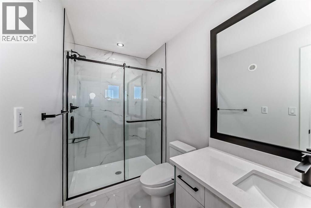 19 Lavelle Close, Red Deer, AB - Indoor Photo Showing Bathroom