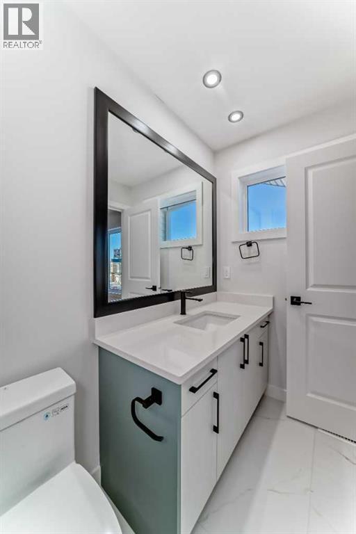 19 Lavelle Close, Red Deer, AB - Indoor Photo Showing Bathroom