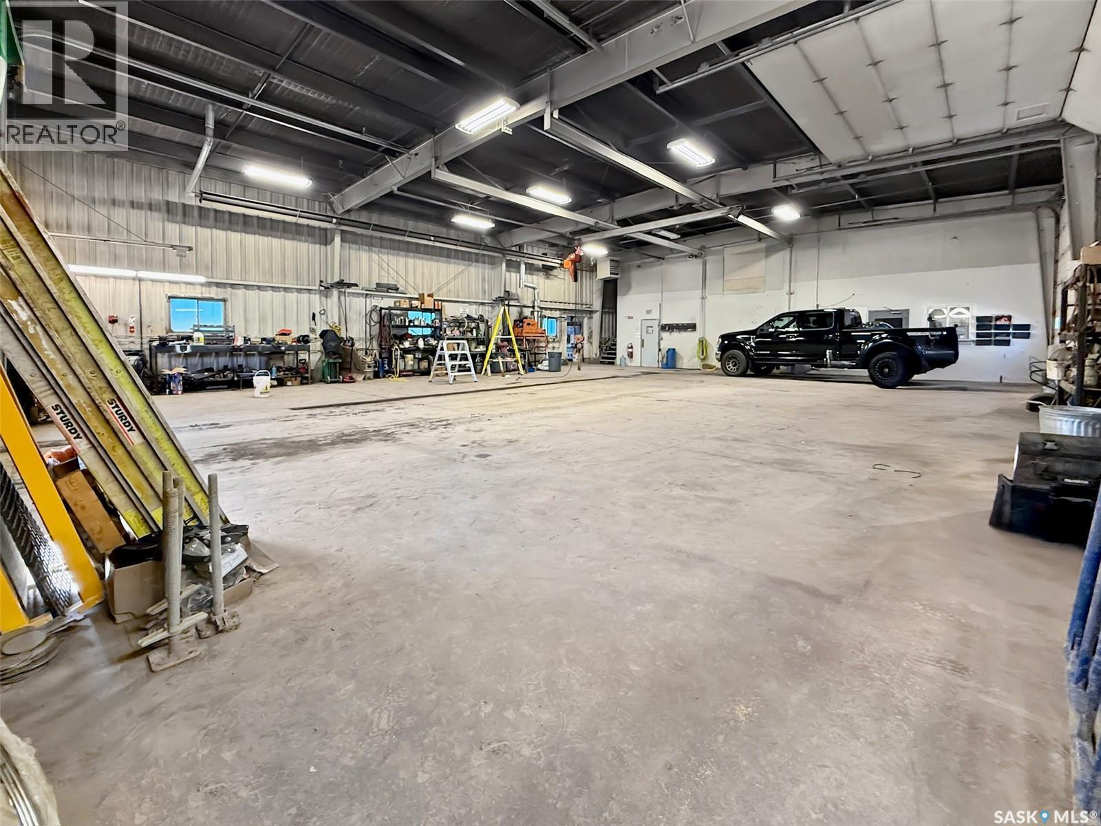 2190 South Railway Street E, Swift Current, SK