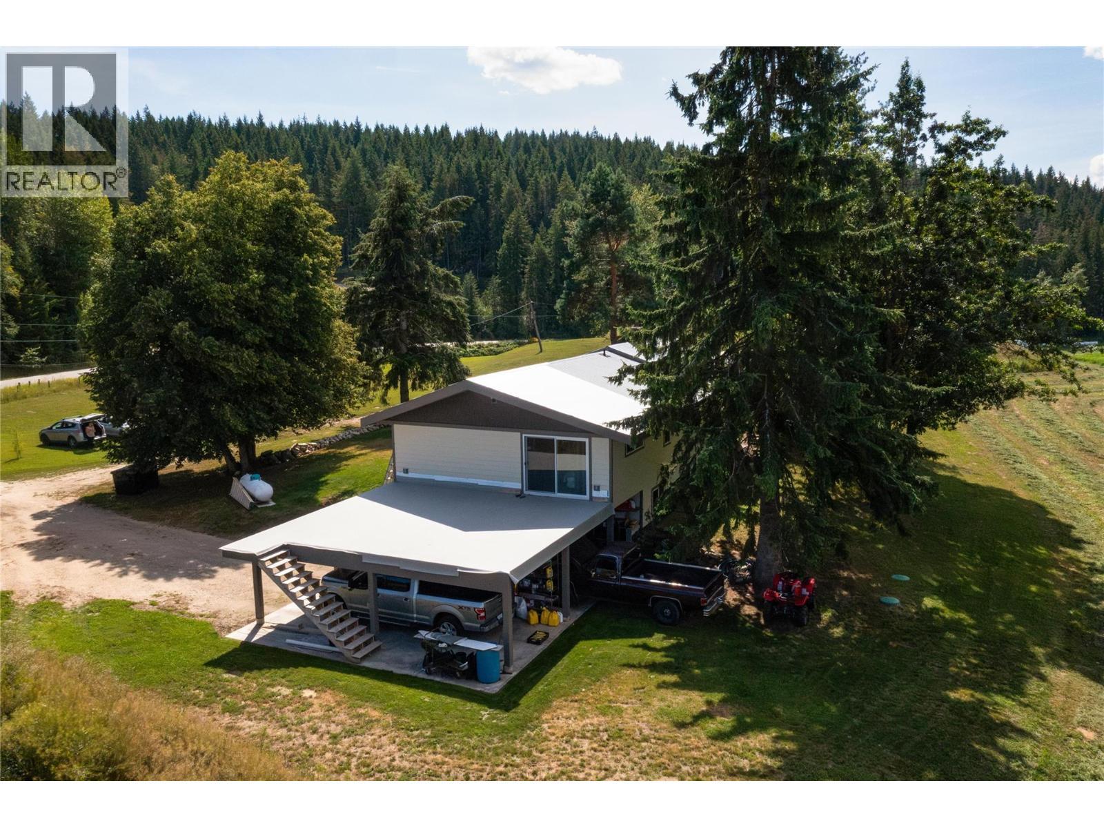 414 Mallory Road, Enderby, BC - Outdoor