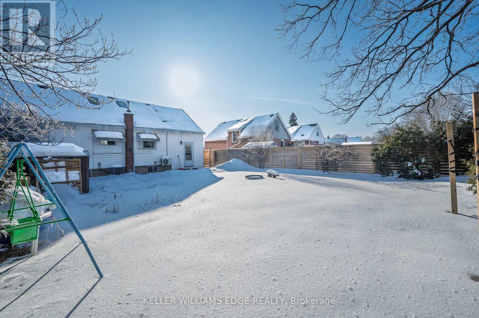 60 West 1St Street, Hamilton, ON - Outdoor