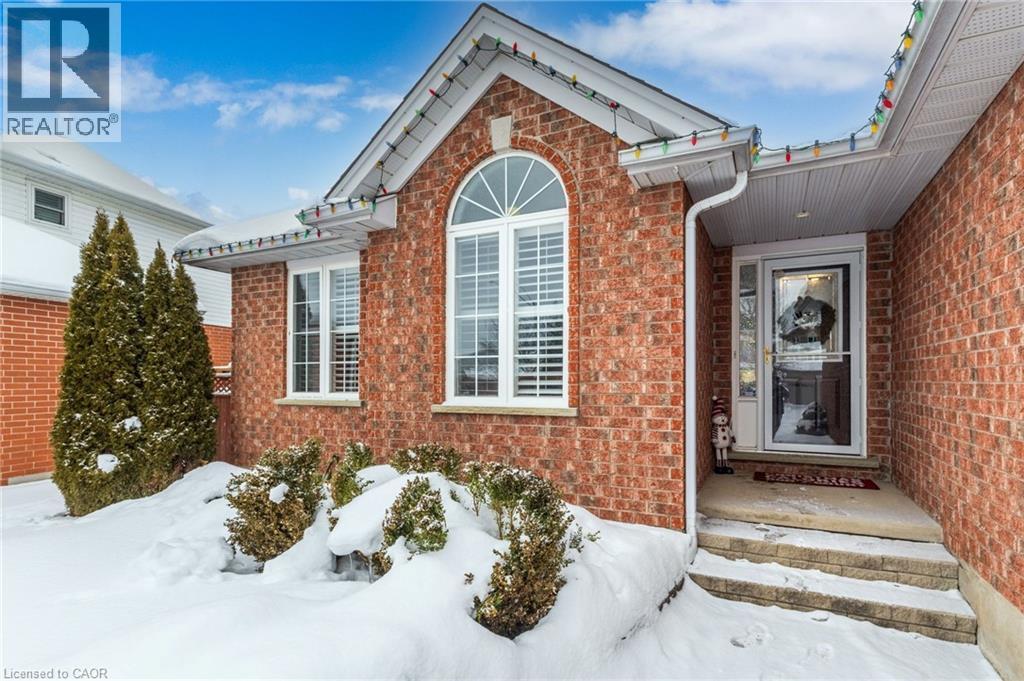 20 Endeavour Drive, Cambridge, ON - Outdoor