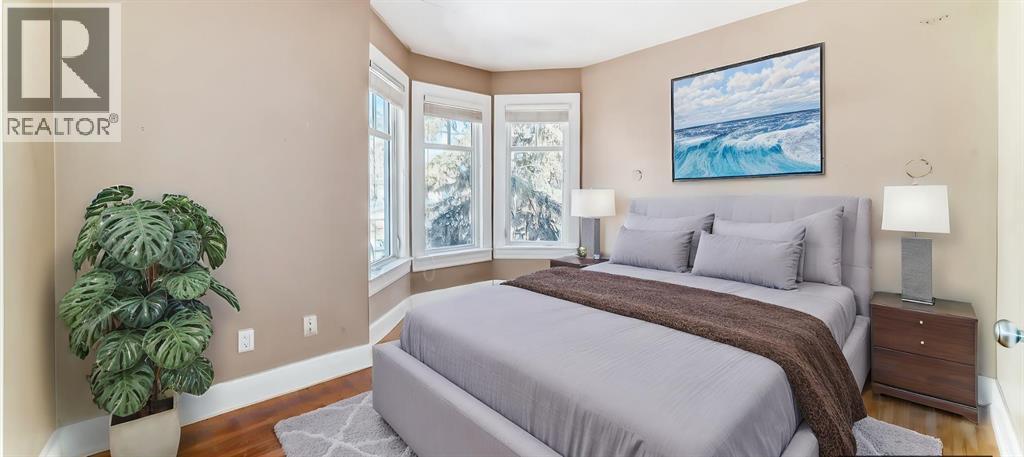 2125 36 Avenue Sw, Calgary, AB - Indoor Photo Showing Bedroom