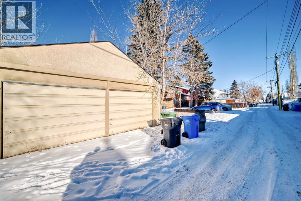 2125 36 Avenue Sw, Calgary, AB - Outdoor