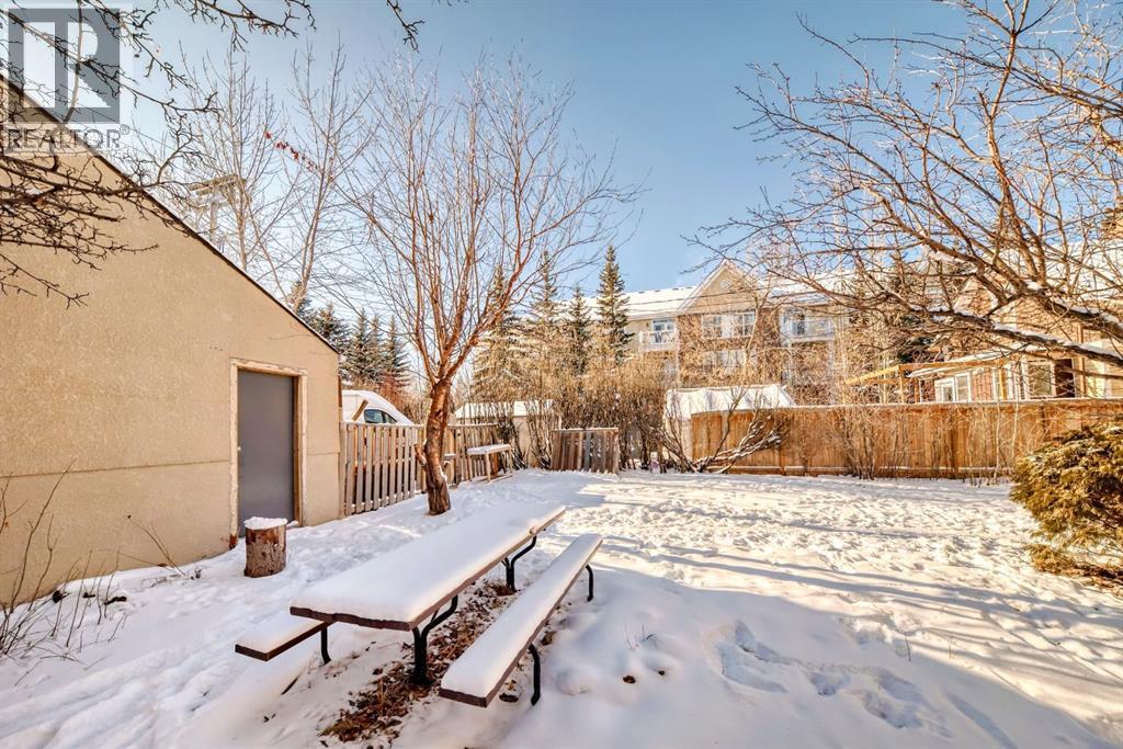 2125 36 Avenue Sw, Calgary, AB - Outdoor