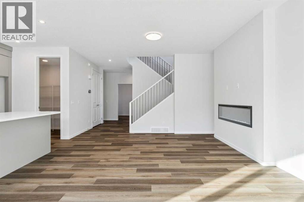 28 Calhoun Rise Ne, Calgary, AB - Indoor Photo Showing Other Room