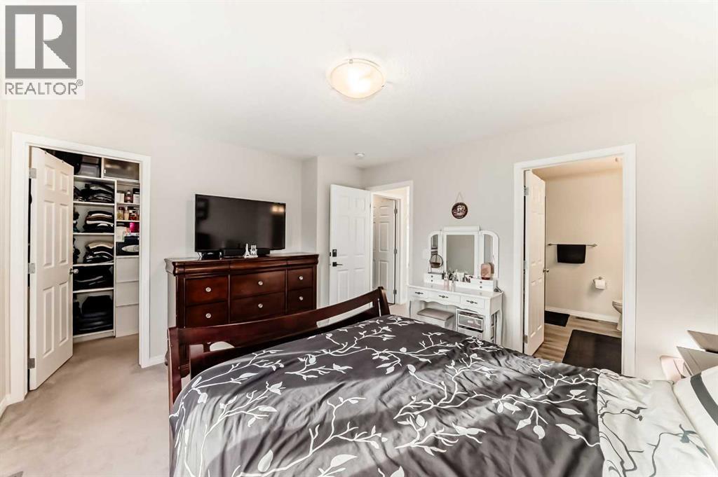 217 Masters Road Se, Calgary, AB - Indoor Photo Showing Bedroom
